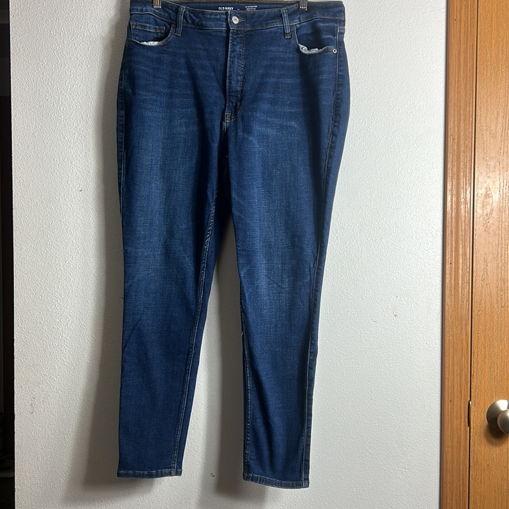 Old Navy jeans 360 stretch, rockstar, super skinny, extra high rise, size 18